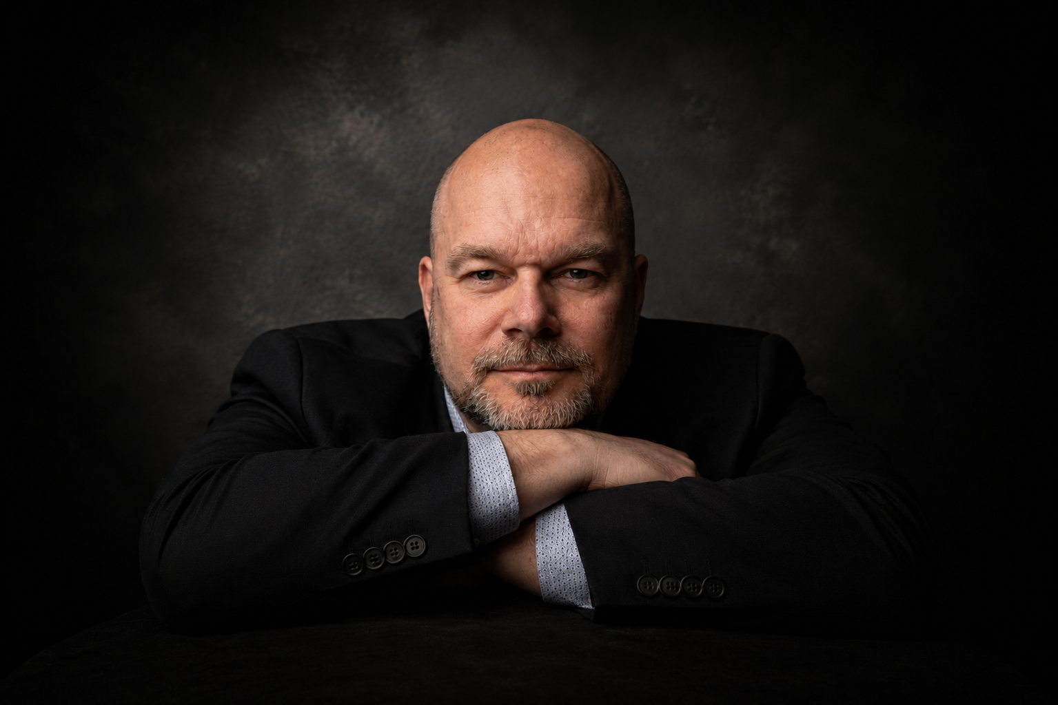 Martin Stolpe-Thomsen professional portrait